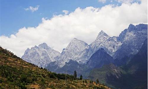 香格里拉旅游最佳季节_香格里拉旅游攻略几