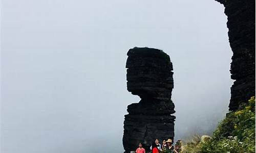 梵净山自驾游攻略介绍,梵净山线路自驾游