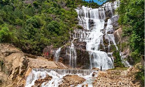 天台山旅游攻略大瀑布路线_天台山大瀑布开放了吗